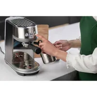 Refurbished (Good) - Breville Bambino Espresso Machine - Brushed Stainless Steel - Remanufactured by Breville