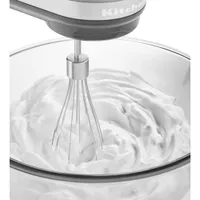 Mélangeur à main à 6 vitesses de KitchenAid avec batteurs Flex Edge (KHM6118CU) - Contour argenté