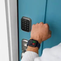 Serrure intelligente Wi-Fi Assure Lock 2 avec pavé numérique de Yale - Nickel satiné