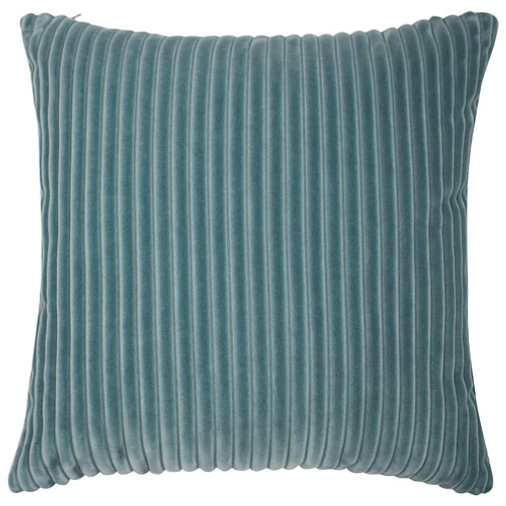 Millano Collection Postrio 18" Luxury Decorative Pillow Cushion - Shadow