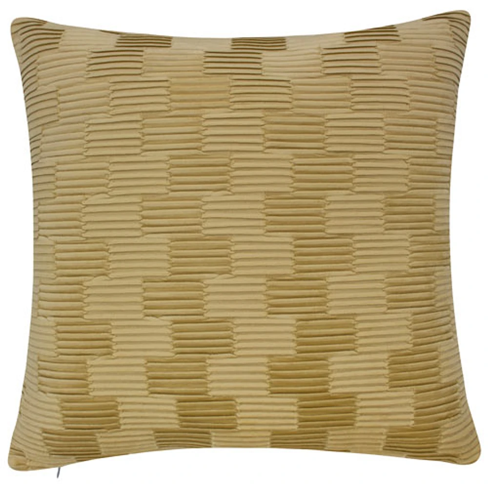 Millano Collection Treble 18" Luxury Decorative Pillow Cushion