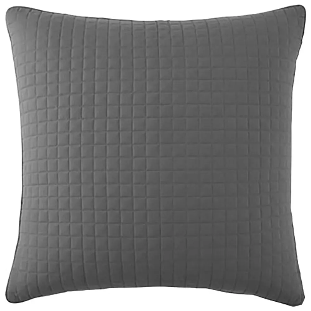 Millano Collection Classic 18" Luxury Decorative Pillow Cushion