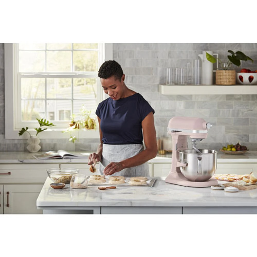 KitchenAid Professional Bowl-Lift Stand Mixer - 7Qt - 500-Watt - Feather Pink