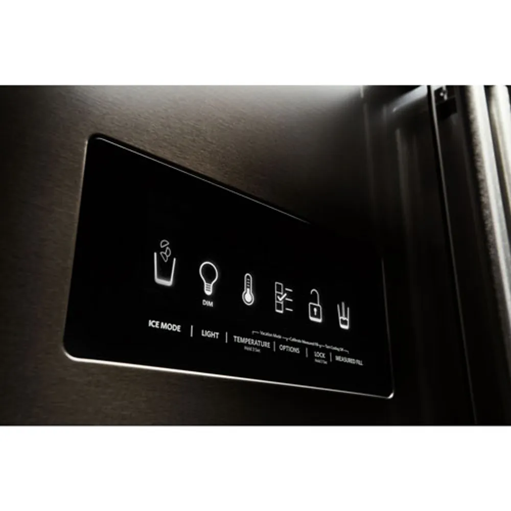 Réfrigérateur à deux portes de 27 pi³ et 36 po avec distributeur d'eau et de glaçons de KitchenAid (KRFF577KBS) - Inox noir