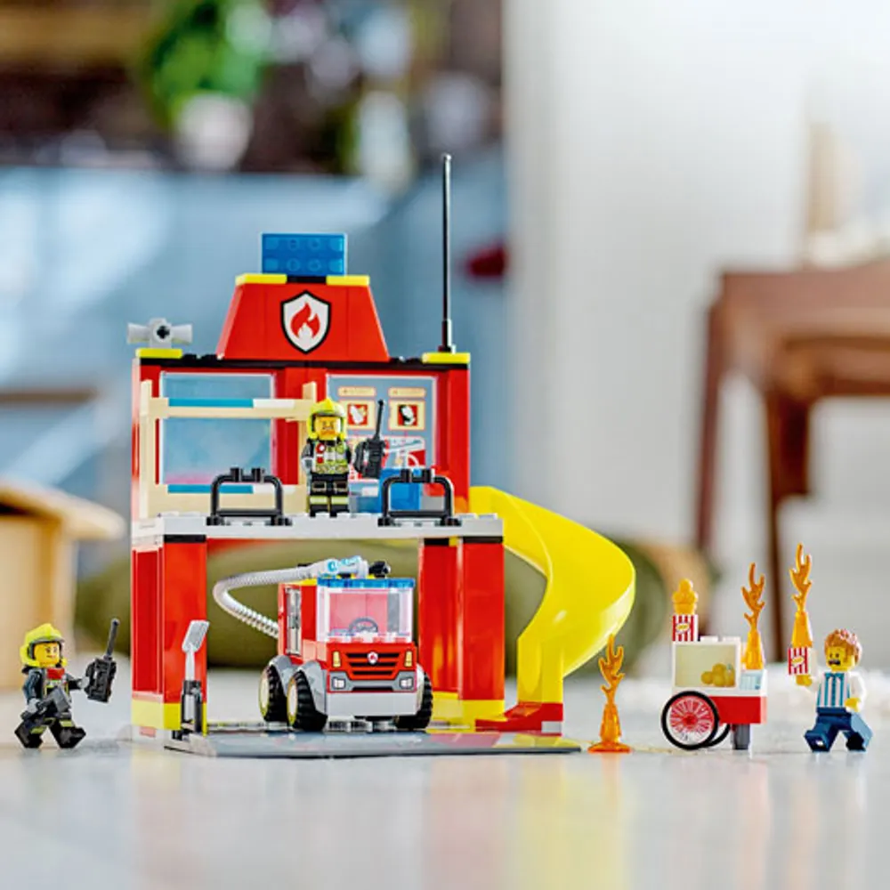 LEGO City: Fire Station and Fire Truck - 153 Pieces (60375)