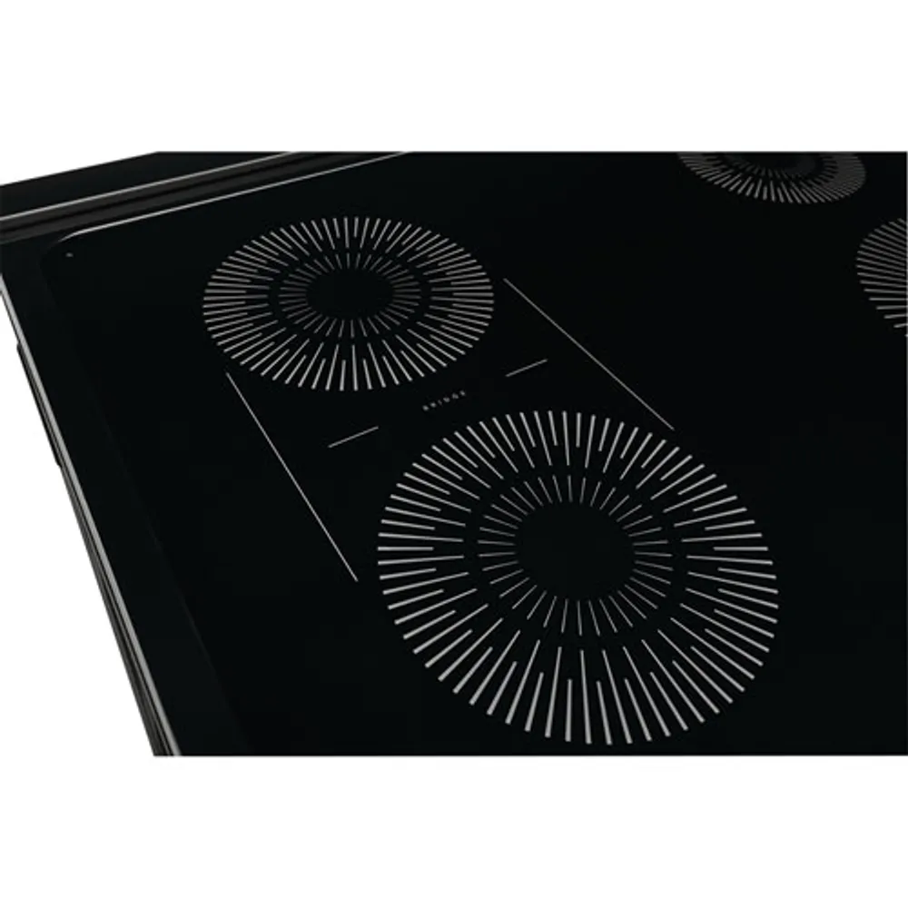 Frigidaire 30" 5.3 Cu. Ft. Fan Convection Freestanding Induction Range (FCFI308CAS) - Stainless Steel