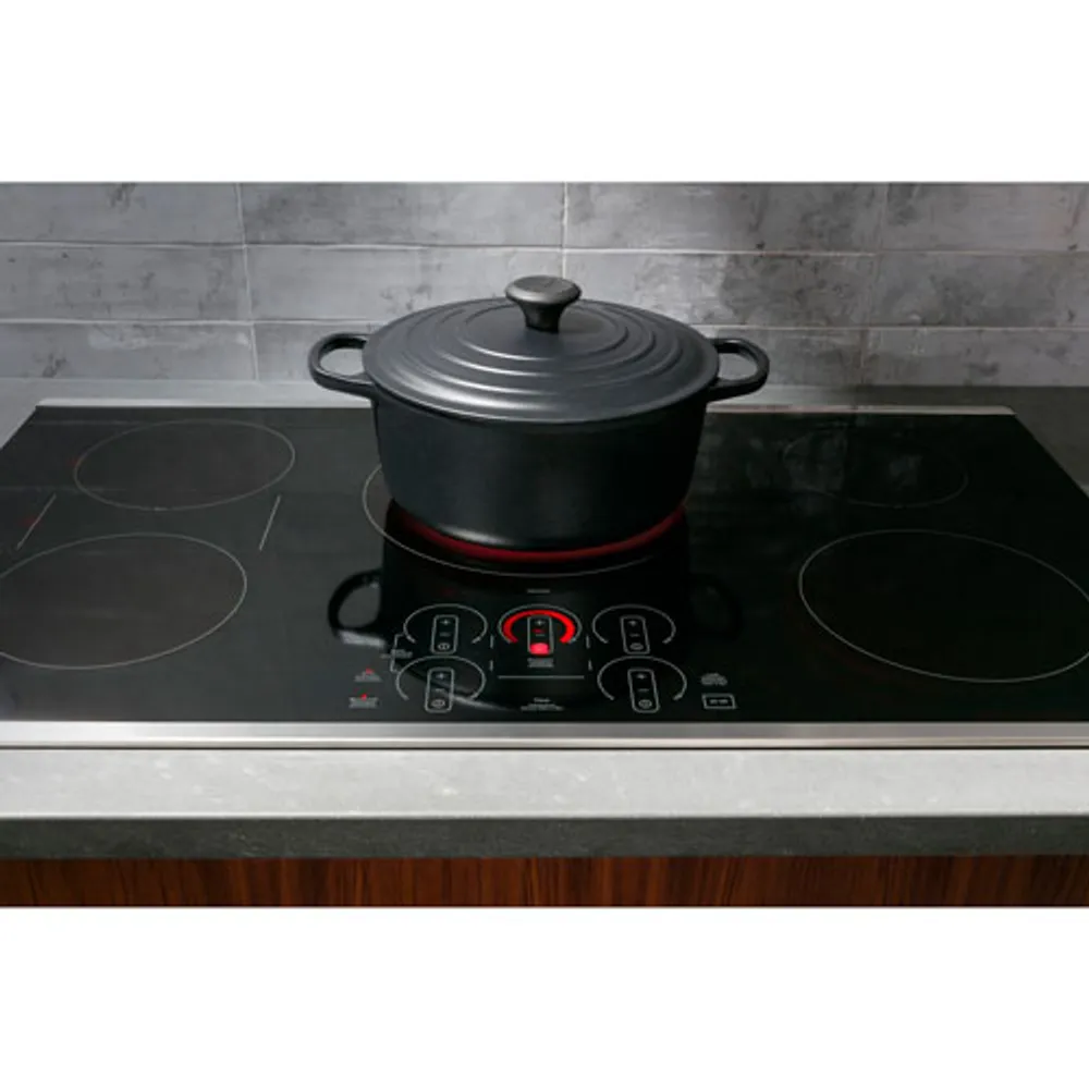 GE Profile 30" 4-Element Induction Cooktop (PHP7030DTBB) - Black