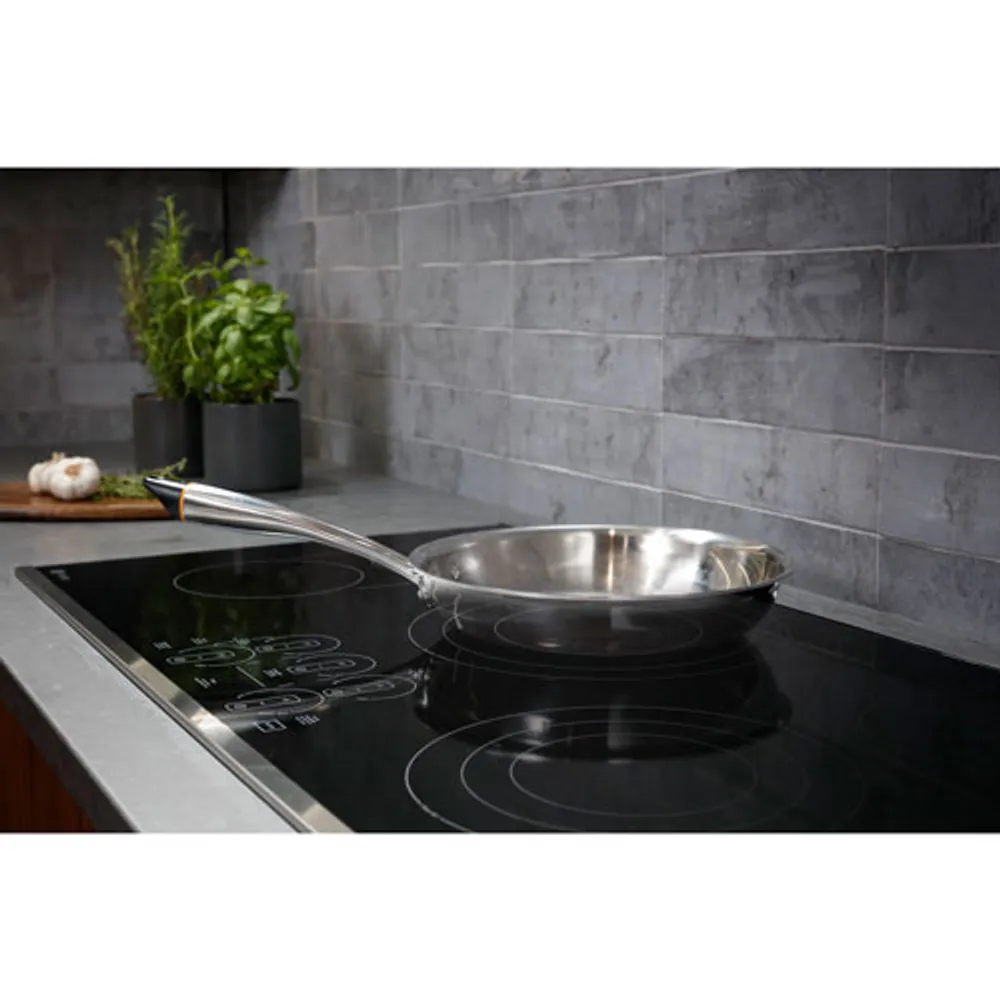 GE Profile 30" 4-Element Electric Cooktop (PEP7030DTBB) - Black