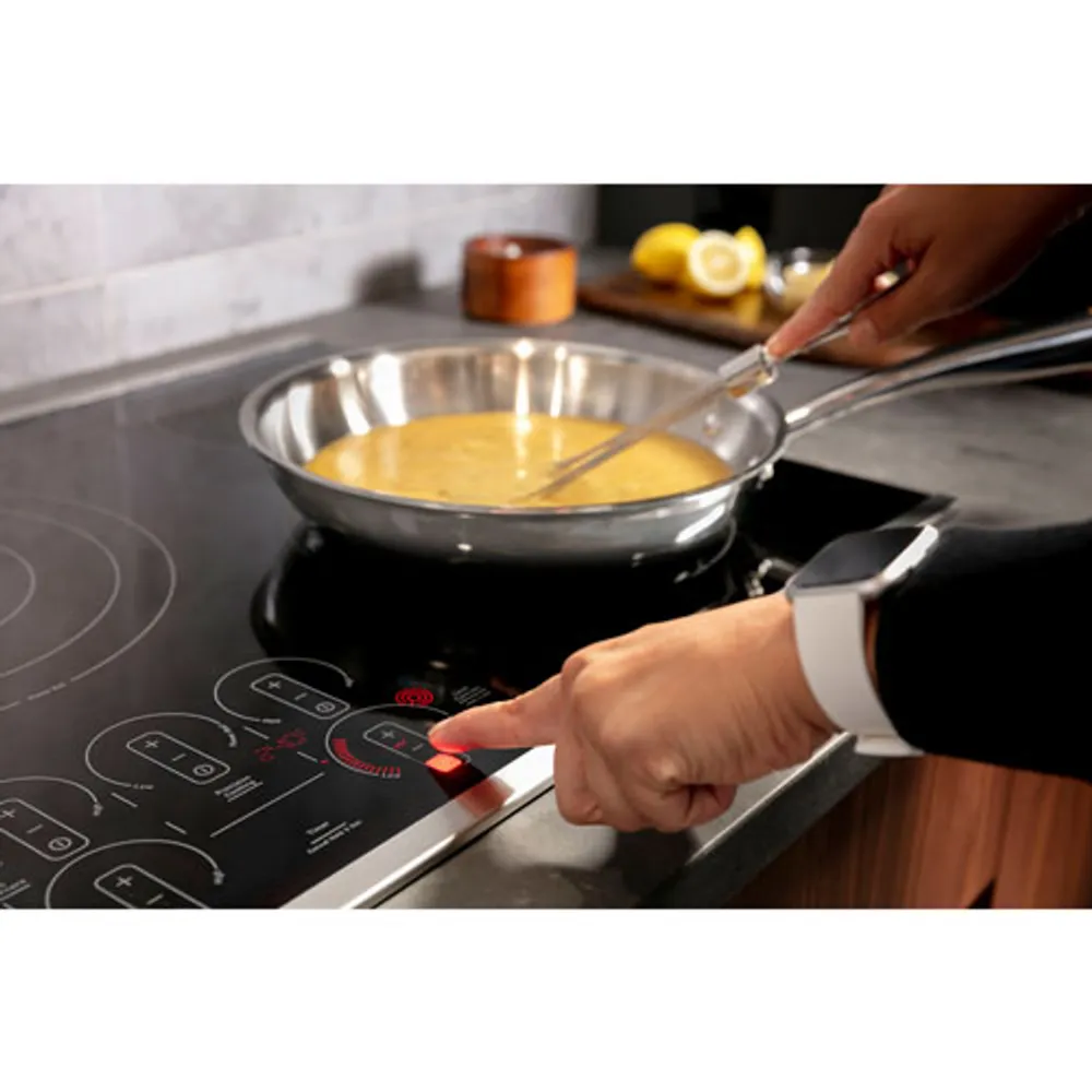 GE Profile 30" 4-Element Electric Cooktop (PEP7030DTBB) - Black