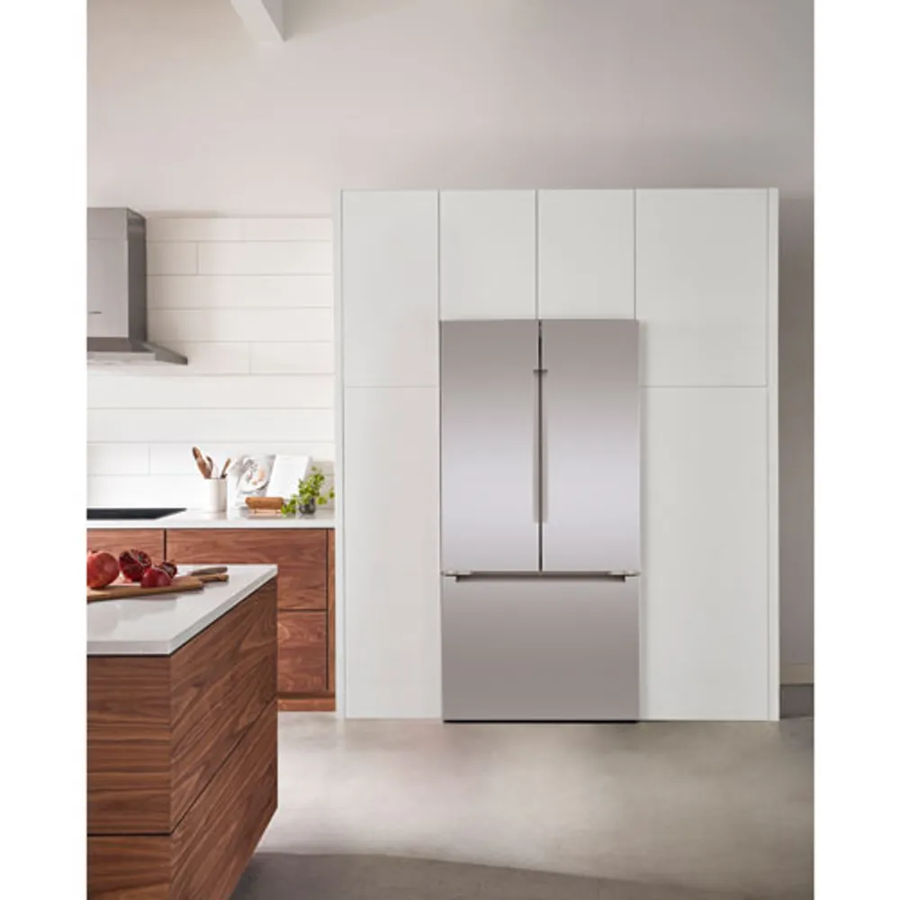 Bosch 36" 20.8 Cu. Ft. French Door Refrigerator with Water & Ice Dispenser (B36CT81ENS) - Stainless Steel