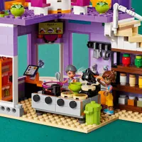 LEGO Friends: Heartlake City Community Kitchen - 695 Pieces (41747)
