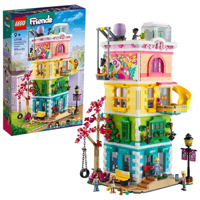 LEGO Friends: Heartlake City Community Center - 1513 Pieces (41748)