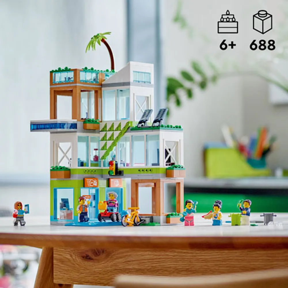 LEGO City: Apartment Building - 688 Pieces (60365)