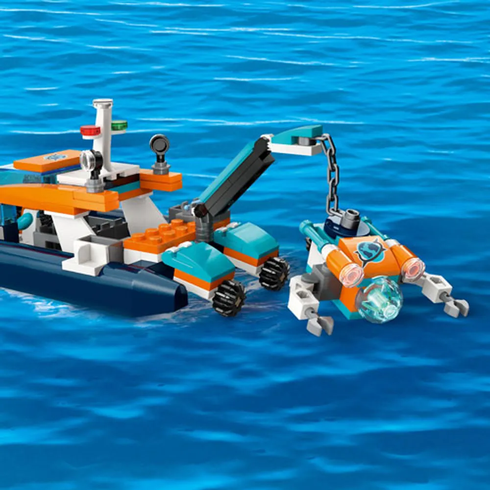 LEGO City: Explorer Diving Boat - 182 Pieces (60377)