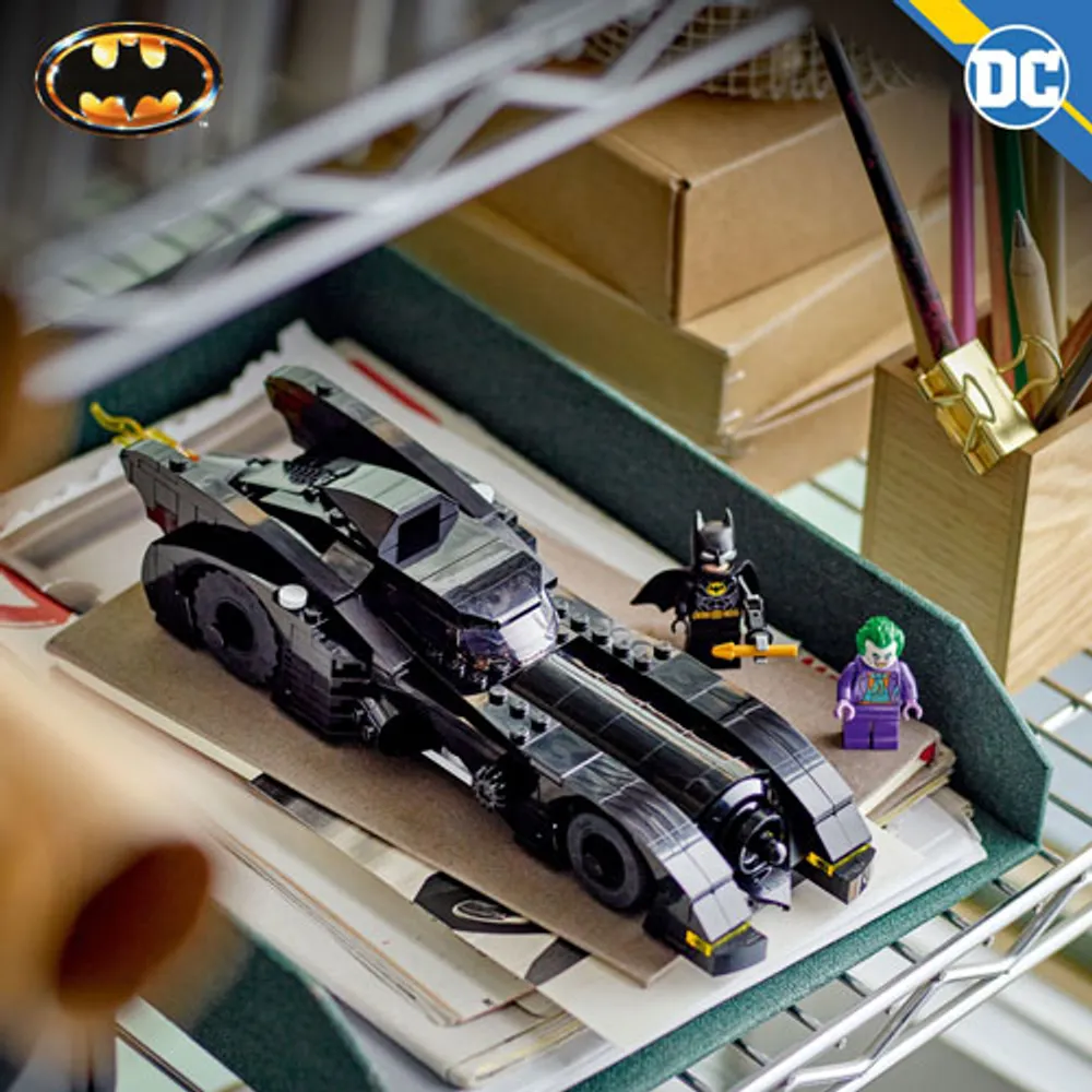 LEGO Super Heroes DC: Batmobile: Batman vs. The Joker Chase - 438 Pieces (76224)