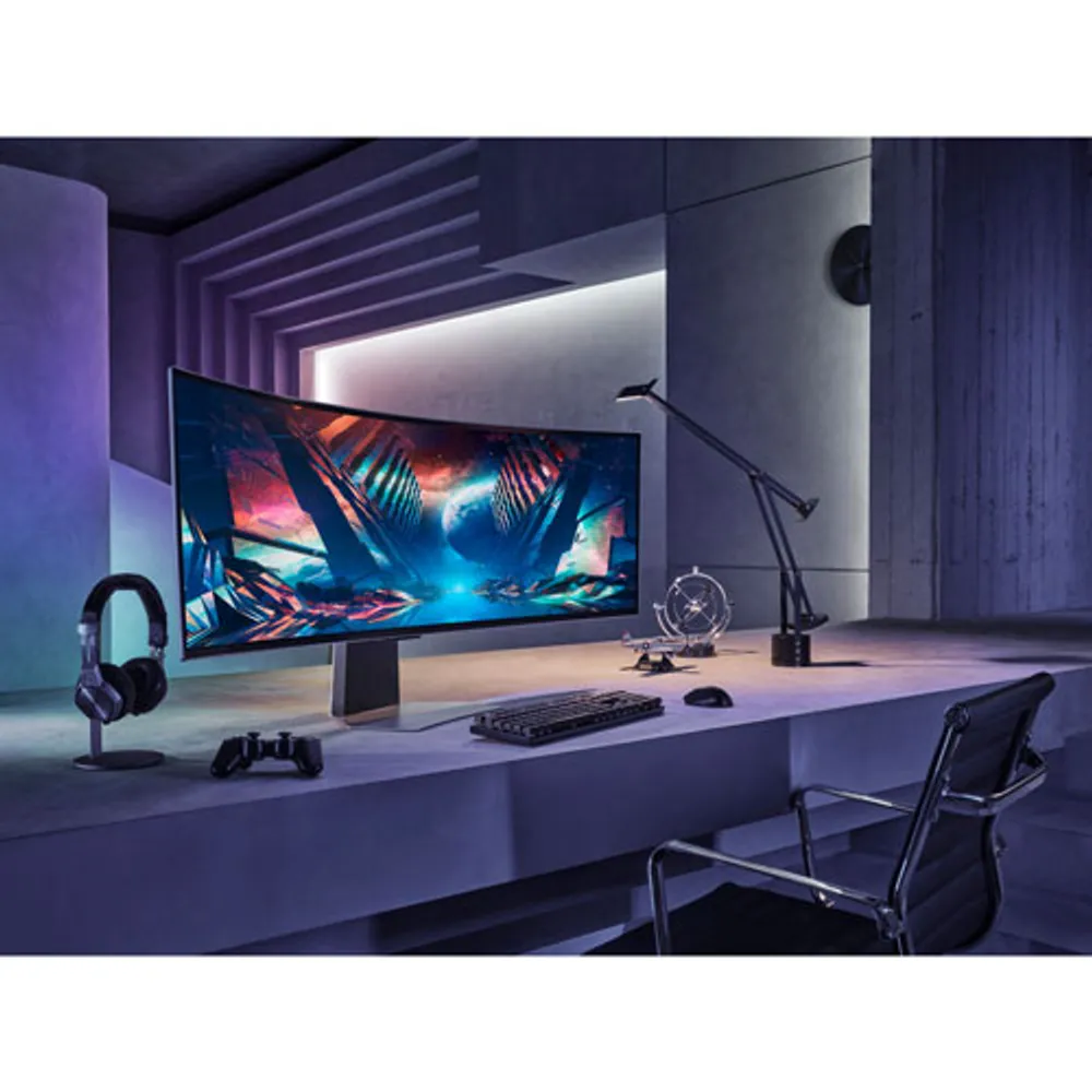 Moniteur intelligent FreeSync G-Sync DELO incurvé QHD 240 Hz 49 po Odyssey OLED G9 de Samsung avec temps de réponse 0,03 ms gris à gris (LS49CG954SNXZA) - Argenté