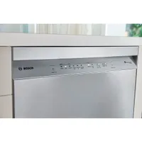 Bosch 24" 46dB Built-In Dishwasher with Third Rack (SHE5AE75N) - Stainless Steel