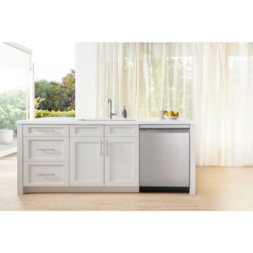 Bosch 24" 46dB Built-In Dishwasher with Third Rack (SHE5AE75N) - Stainless Steel