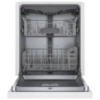 Bosch 24" 46dB Built-In Dishwasher with Third Rack (SHE53C82N) - White