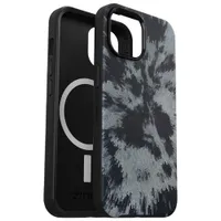 OtterBox Symmetry Fitted Hard Shell Case with MagSafe for iPhone 15