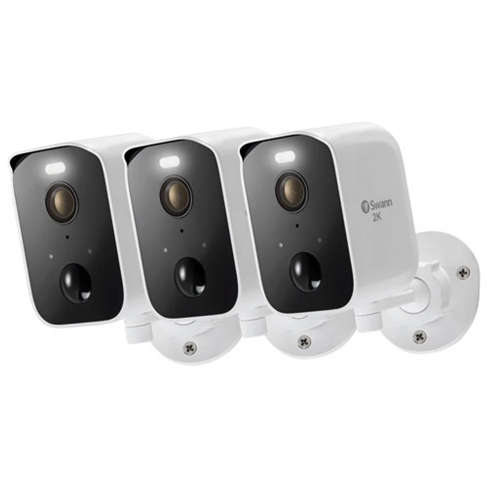 Caméra de surveillance d'intérieur/d'extérieur sans fil Quad HD 2K CoreCam Pro de Swann - Ensemble de 3 - Blanc