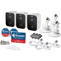 Caméra de surveillance d'intérieur/d'extérieur sans fil Quad HD 2K CoreCam Pro de Swann - Ensemble de 3 - Blanc