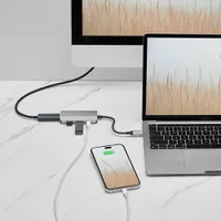 Insignia 4-in-1 USB-C Hub - Only at Best Buy