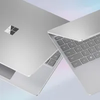 Portable Surface Laptop Go 3 à écran tactile de 12,45 po de Microsoft - Platine (i5-1235U d'Intel/SSD 256 Go/RAM 8 Go)