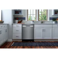 Lave-vaisselle encastrable 24 po 49 dB avec cuve en acier inoxydable Professional de Frigidaire (FDSP4501AS) - Inox