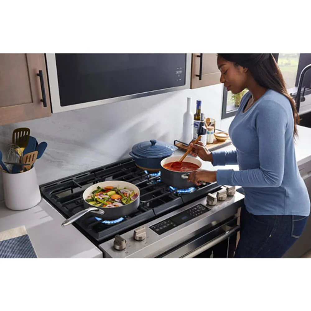 Maytag 30" 5.8 Cu. Ft. True Convection Slide-In Gas Air Fry Range (MGS8800PZ) - Stainless Steel