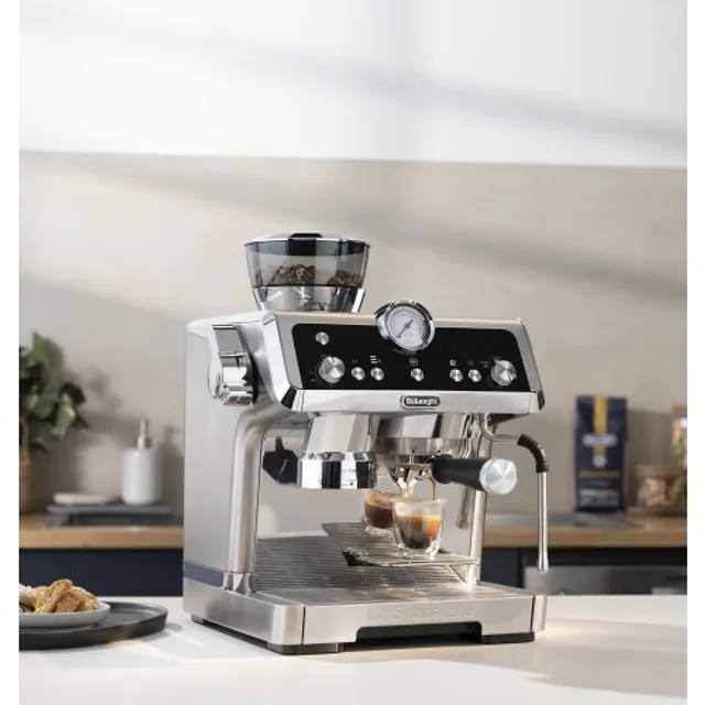 Best Buy: De'Longhi La Specialista Espresso Machine with 19 bars of  pressure and Milk Frother Stainless Steel EC9335M