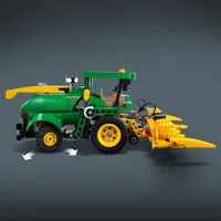 LEGO Technic John Deere 9700 Forage Harvester - 559 Pieces (42168)