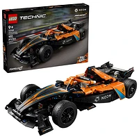 LEGO Technic : Ensemble de jeu avec voiture de course de Formule E NEOM McLaren - 452 piÃ¨ces (42169)