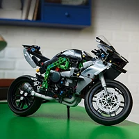 LEGO Technic : Moto Kawasaki Ninja H2R - 643 piÃ¨ces (42170)