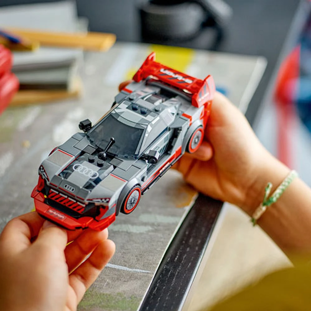 LEGO Speed Champions: Audi S1 e-tron quattro Race Car - 274 Pieces (76921)