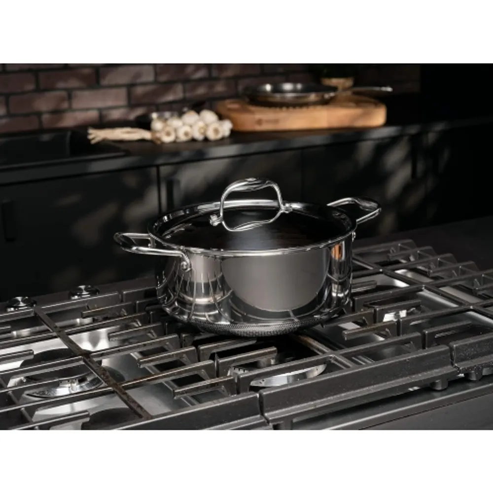 HexClad 5 Quart Hybrid Nonstick Dutch Oven and Lid, Dishwasher and Oven  Friendly, Compatible with All Cooktops