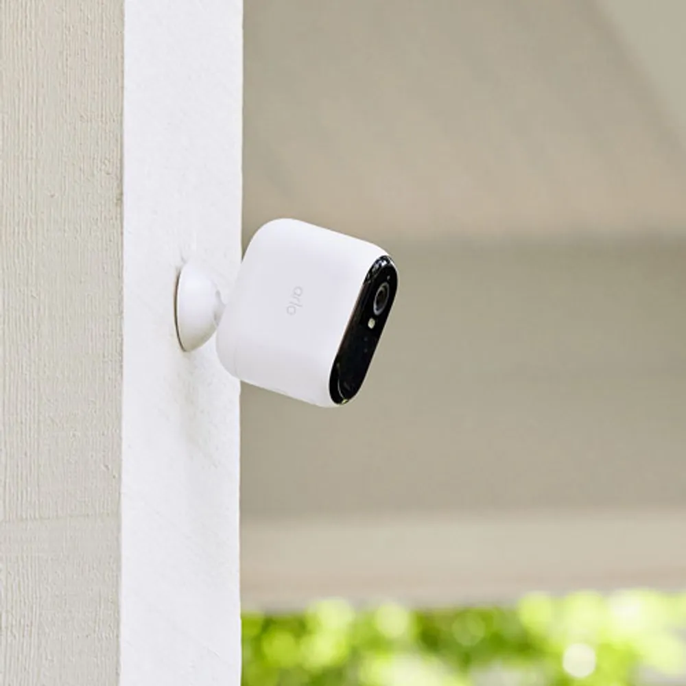 Arlo Essential XL Wire-Free Indoor/Outdoor HD Security Camera (2nd Generation) - White - Only at Best Buy