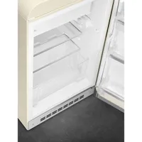 Smeg Retro 22" 3.9 Cu. Ft. Top Freezer Refrigerator (FAB10URCR3) - Cream
