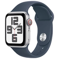 Apple Watch SE (GPS + Cellular) avec boîtier de mm en aluminium argenté et bracelet sport bleu tempête par Rogers - Moyen/Grand