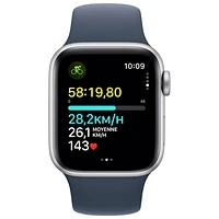 Apple Watch SE (GPS + Cellular) avec boîtier de mm en aluminium argenté et bracelet sport bleu tempête par Rogers - Moyen/Grand