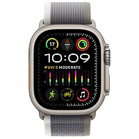 Apple Watch Ultra 2 (GPS + Cellular) avec boîtier de 49 mm en titane et bracelet Sentier vert/gris par TELUS - Petit/Moyen - Financement mensuel