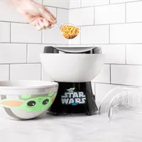 Uncanny Brands Star Wars Grogu Popcorn Maker