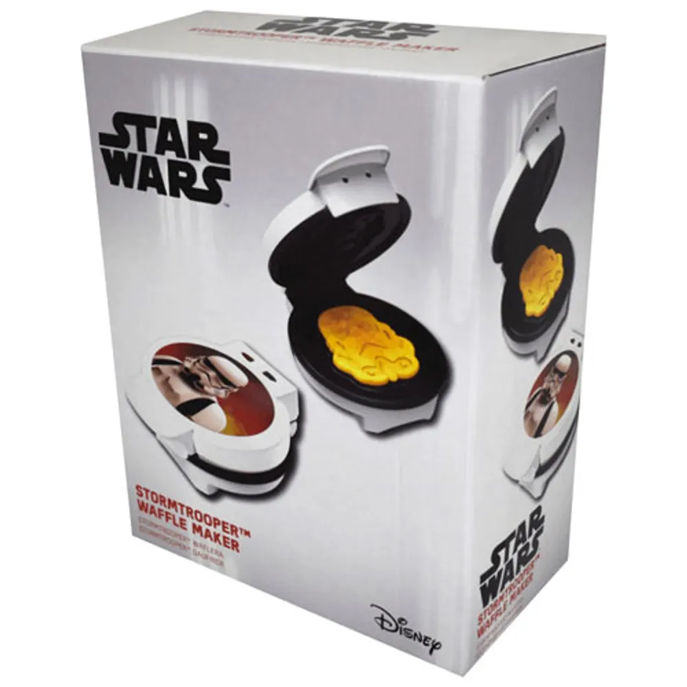 Uncanny Brands Star Wars Stormtrooper Waffle Maker