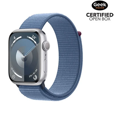 Boîte ouverte - Apple Watch Series 9 (GPS) avec boîtier de 45 mm en aluminium argenté et bracelet sport à rabat bleu hivernal - Petit