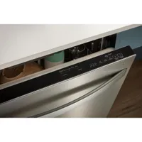 Whirlpool 24" 44dB Built-In Dishwasher w\ Stainless Steel Tub & Third Rack (WDT550SAPZ) - Stainless Steel