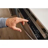 Lave-vaisselle encastrable 24 po 44 dB de Whirlpool à cuve en inox et 3e panier (WDT550SAPB) - Noir