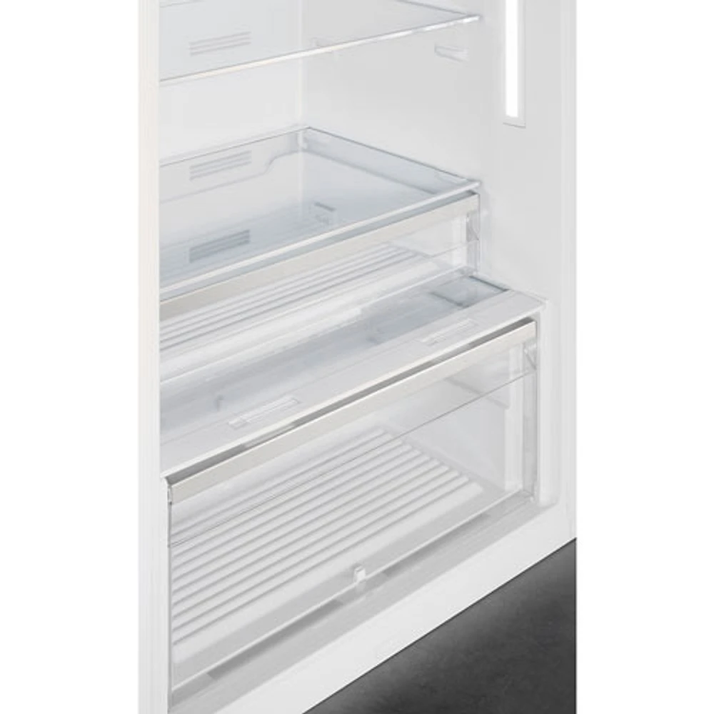 Smeg Retro 32" 19.2 Cu. Ft. Top Freezer Refrigerator with Ice Dispenser (FAB50URWH3) - White