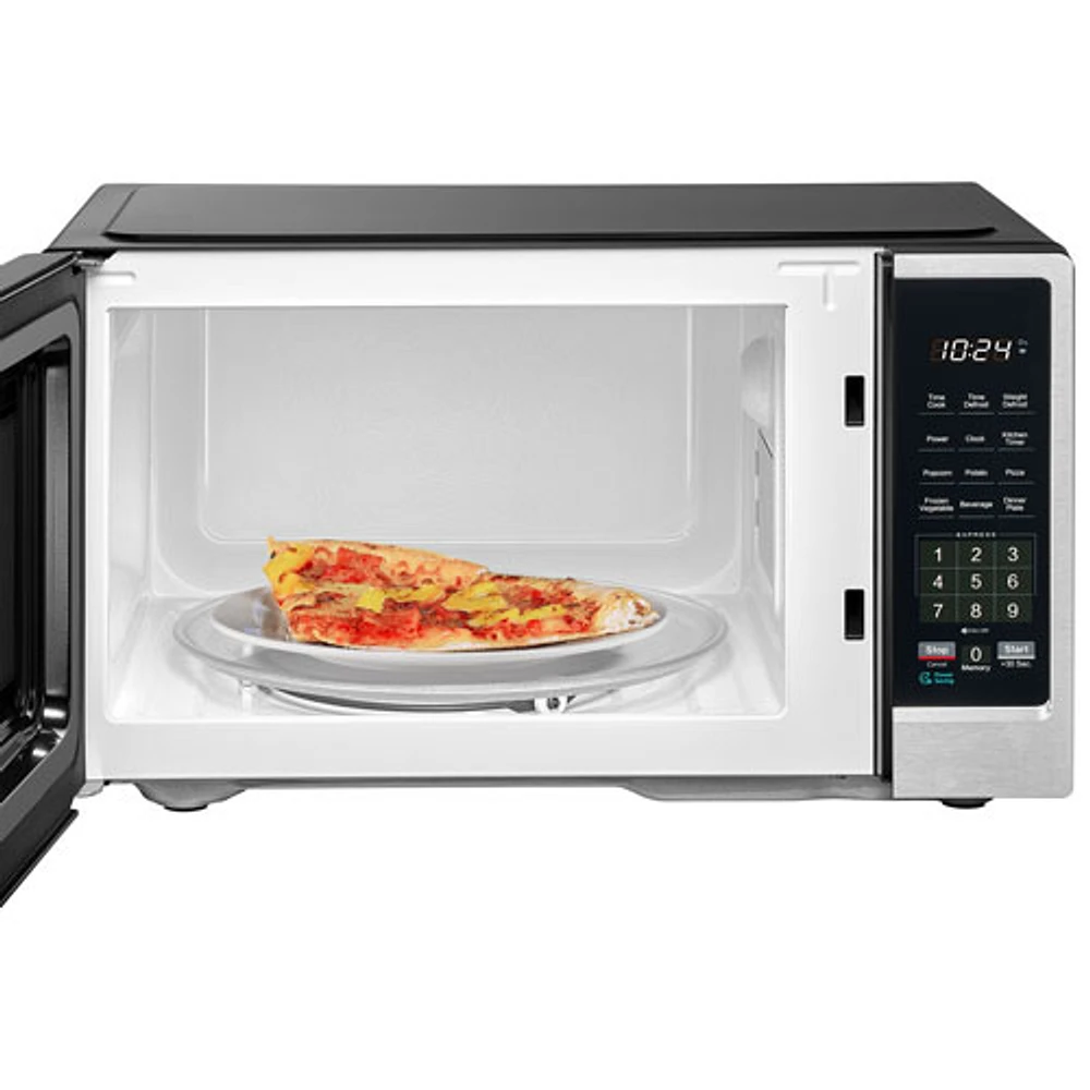 Insignia 0.9 Cu. Ft. Compact Countertop Microwave (NS-MW9SS5-C) - Stainless Steel - Only at Best Buy