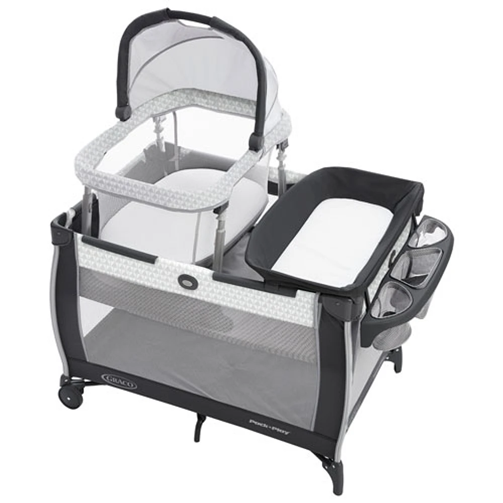 Graco Pack 'n Play Day2Dream Bassinet Play Yard - Rainier