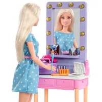 Mattel Barbie Big City, Big Dreams Malibu Doll & Dressing Room Playset